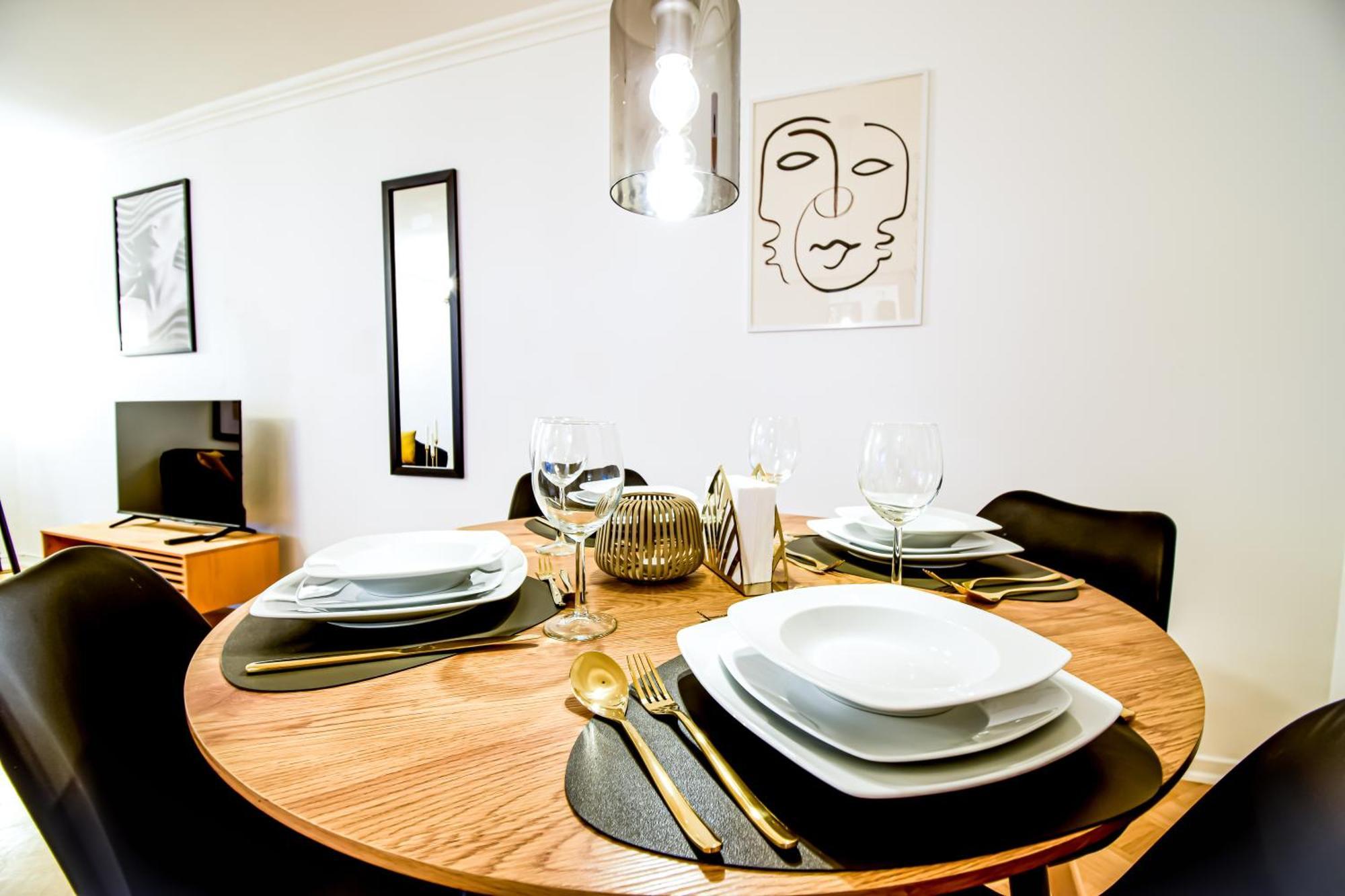 Scandic-Apartment - Balkony & Garage, 3Z, 80M2 بفورتسهايم المظهر الخارجي الصورة